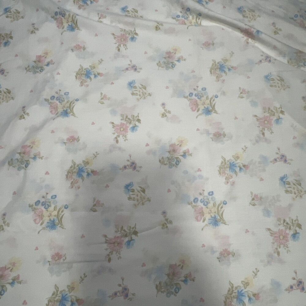Dan River | Dantrel | Flat Queen Size Sheet | Pastel Pinik, Blue, Yellow Floral